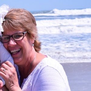 Meet your Posher, Debbie